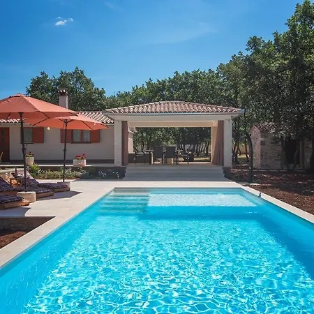 Holiday home Martinetinka