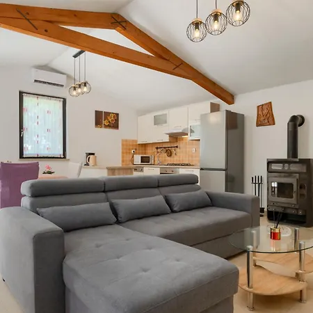 Martinetinka Вилла Воднян