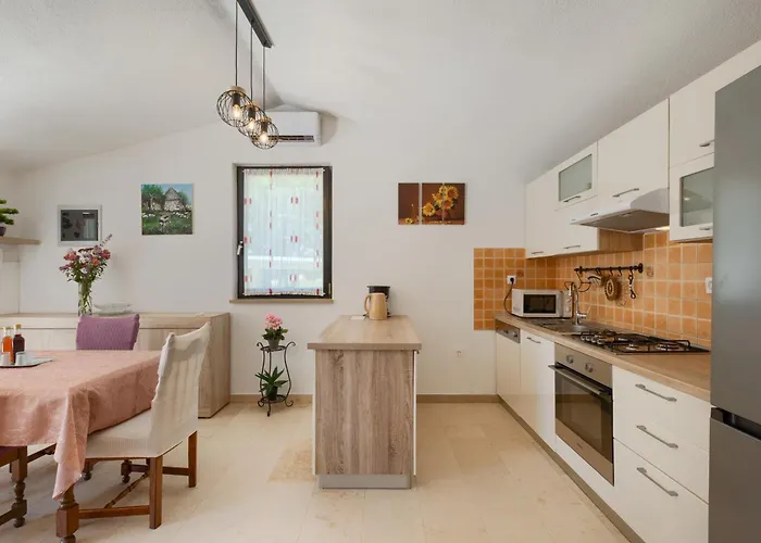 וילה Martinetinka *